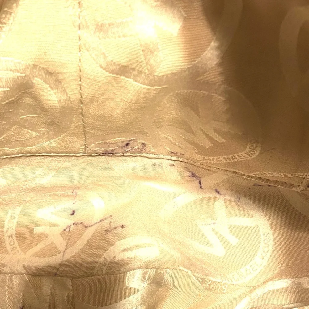 Michael Kors Purse Bag Beige Gray Pebbled Studded Roomy Large Zipper - Picture 7 of 11